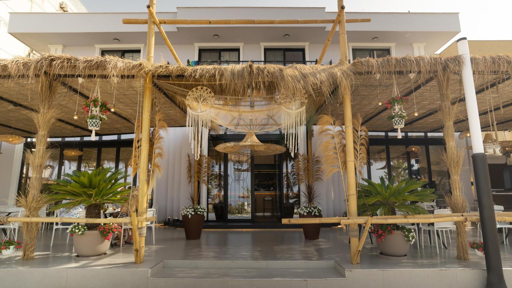 Hotel Saly ดูร์เรส ภายนอก รูปภาพ