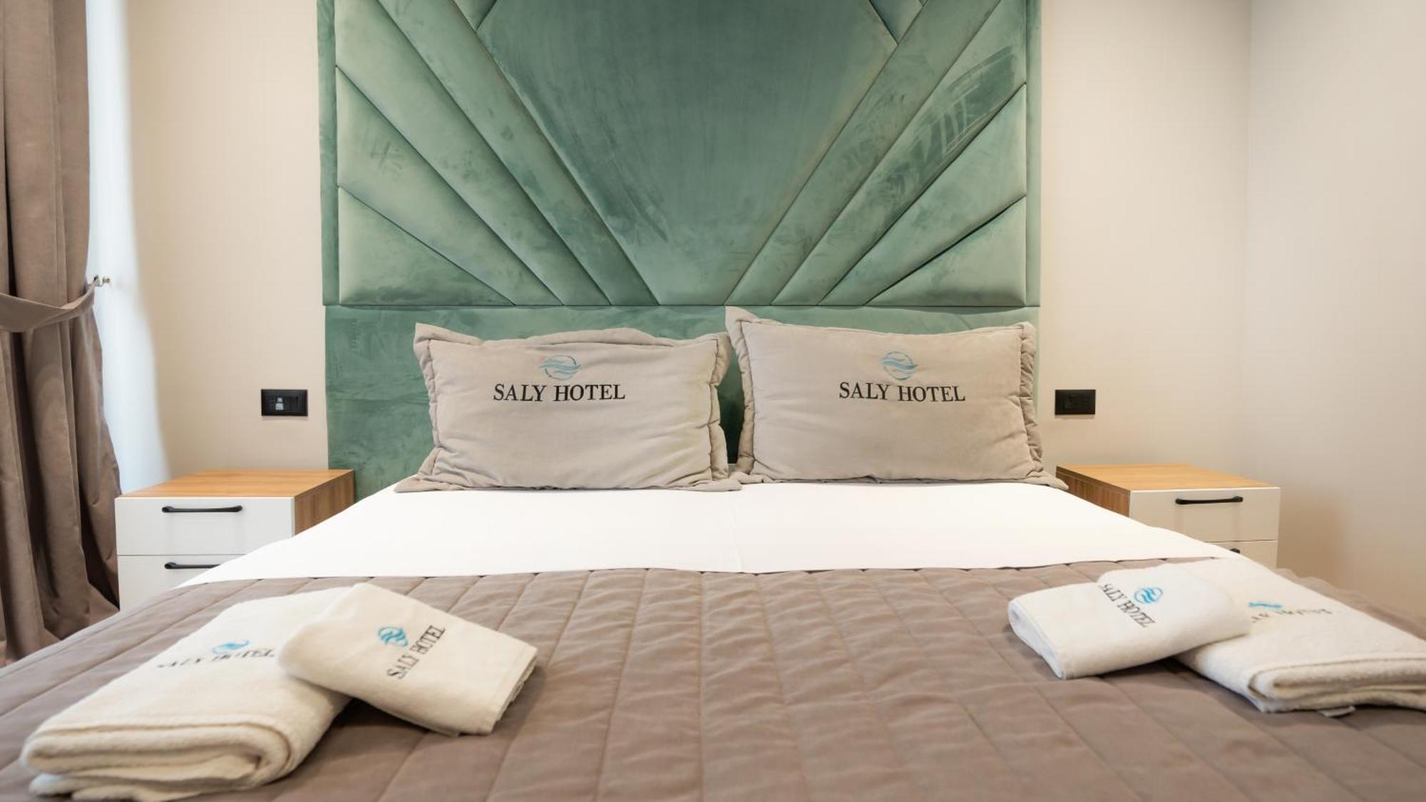 Hotel Saly ดูร์เรส ภายนอก รูปภาพ